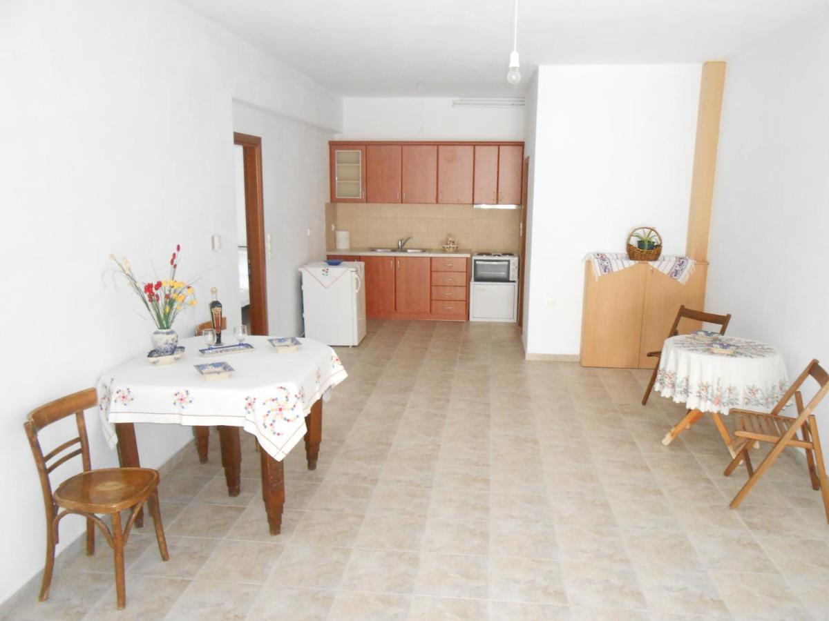 Chrysolithos Kerami Apartments Khalkíon Exteriör bild