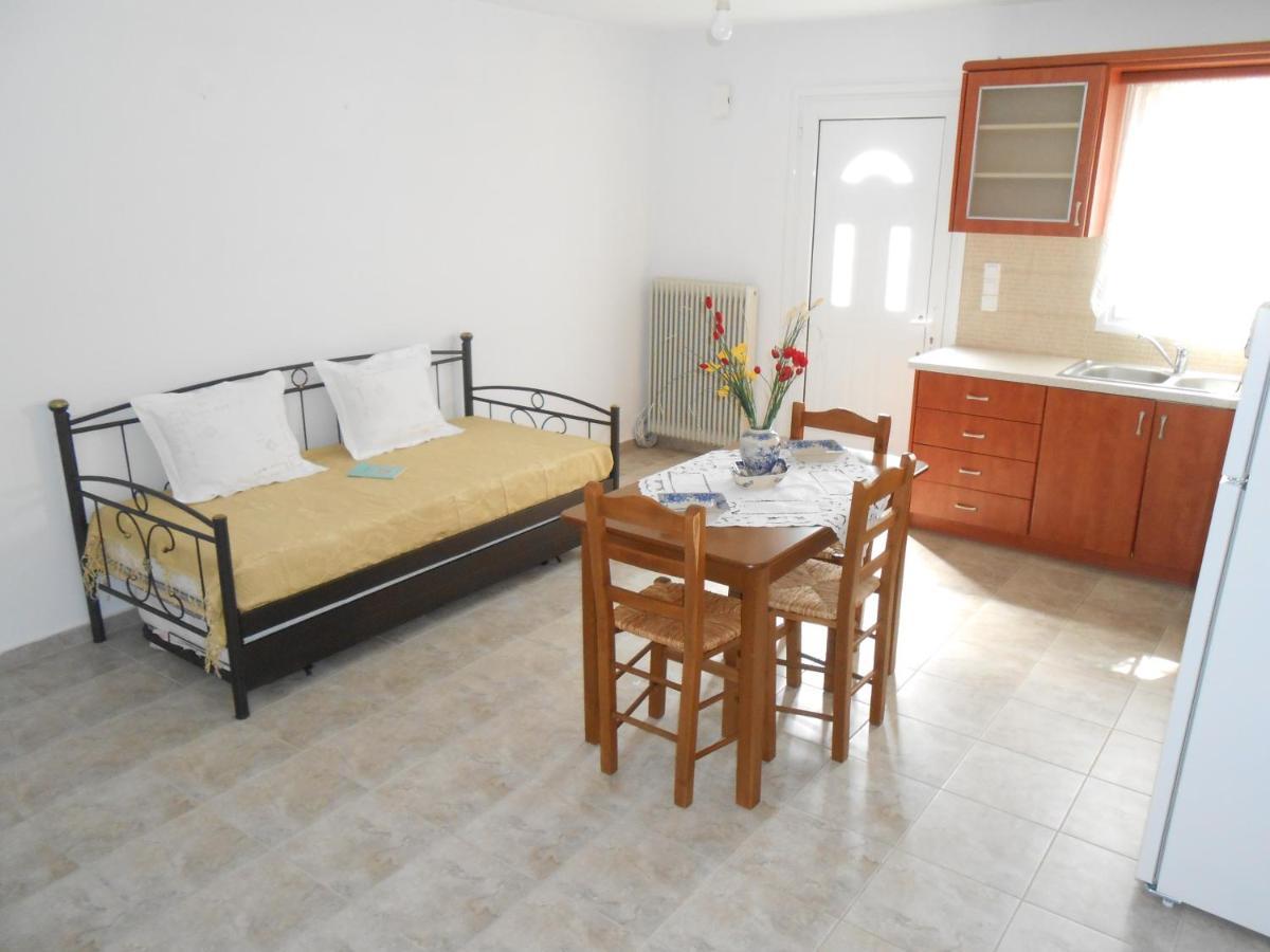 Chrysolithos Kerami Apartments Khalkíon Exteriör bild